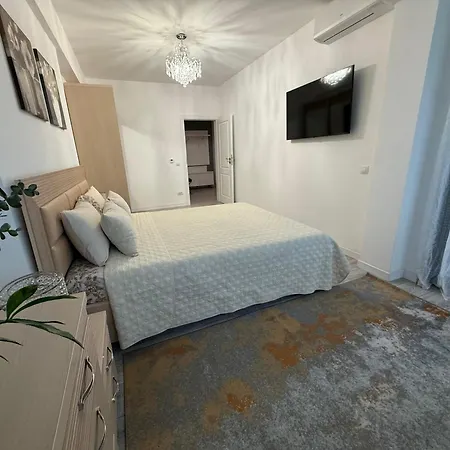 Premium Апартаменты *