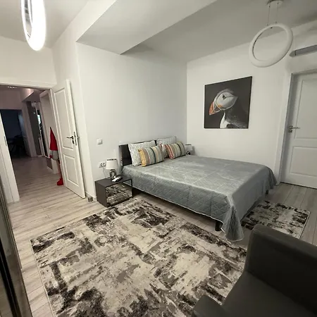 Premium Апартаменты *