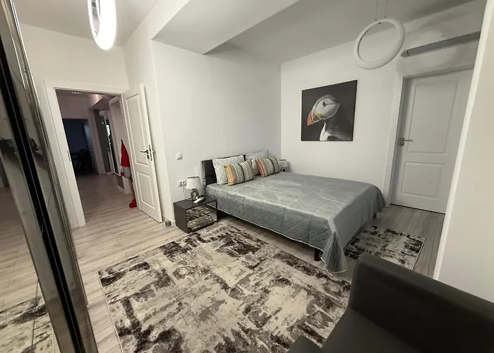 Premium アパート *