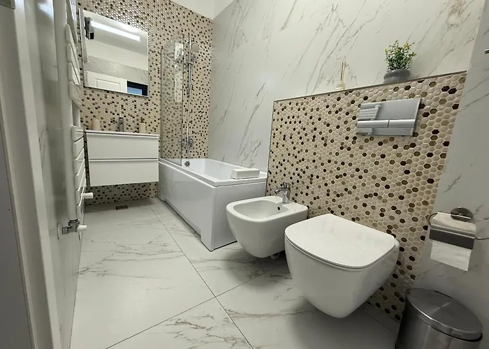 Premium アパート *