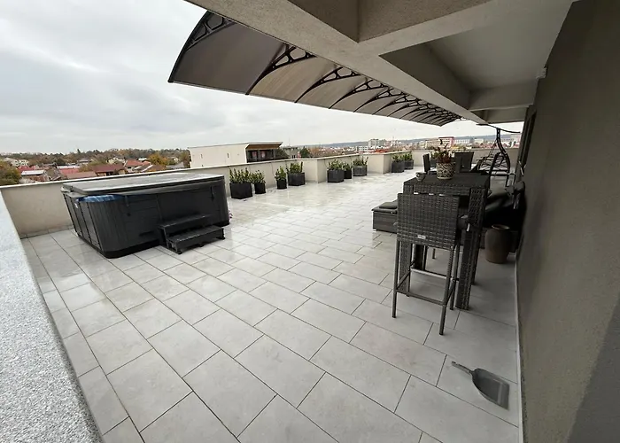 Premium * クラヨーヴァ